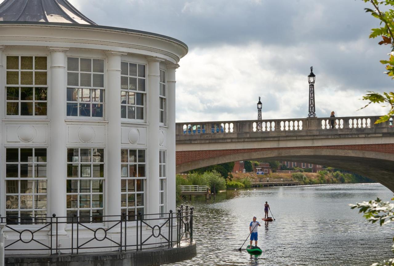Mitre Hotel Kingston upon Thames  Exterior foto The River Trent at Gainsborough