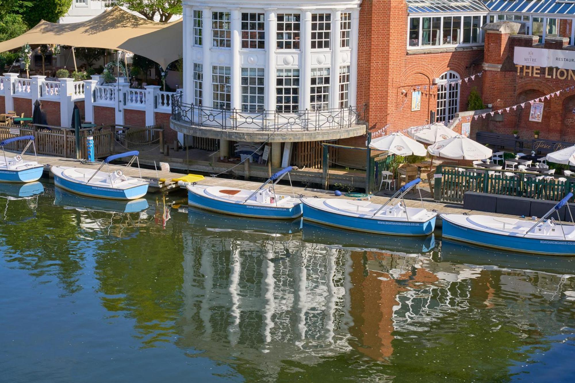Mitre Hotel Kingston upon Thames  Exterior foto The River Restaurant